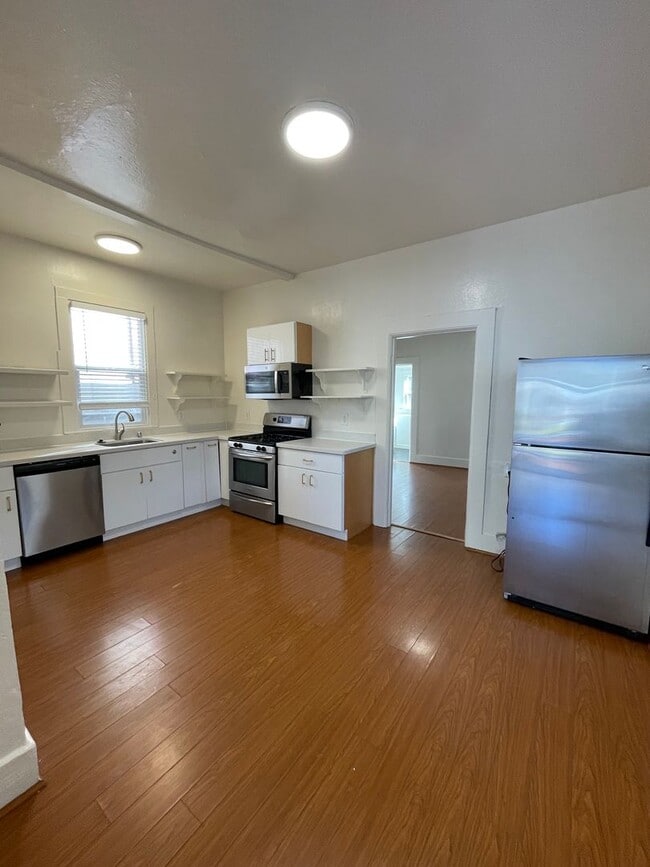 Primary Photo - 1/2 Off First Month's Rent, 2Bdrm, 1Bath, SFR