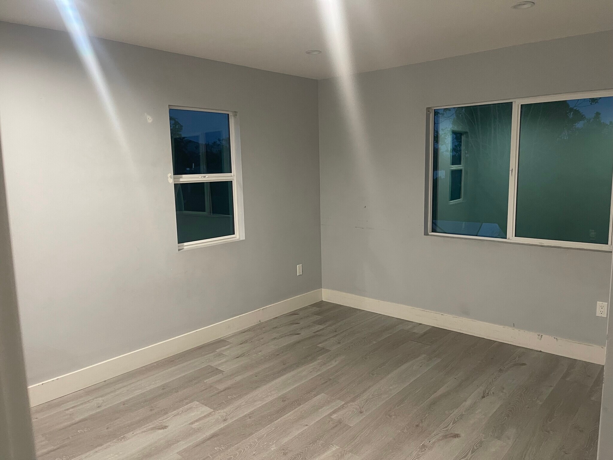 Building Photo - 12662 Bradley Ave