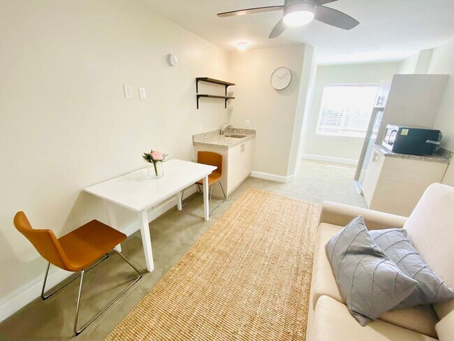 Primary Photo - REMODELED STUDIO APARTMENT AVAILABLE IN TH...