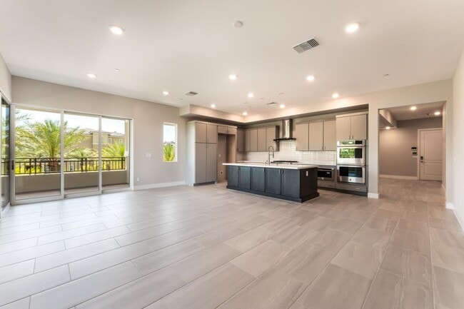 Interior Photo - Mira Villa at Summerlin