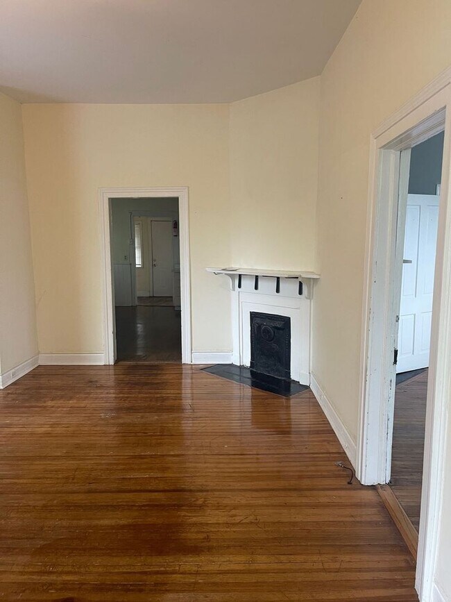 Building Photo - Charming 3BR Home in Olympia – Minutes from USC & Downtown!
