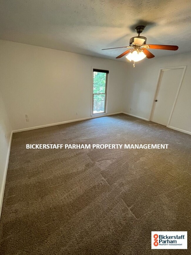 Building Photo - Great Experiences Are Just Around The Corner, Located Off Wynnton Road!