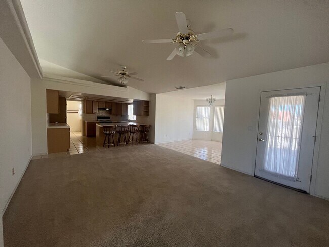 Building Photo - 3 Bedroom - 2 Bath Home