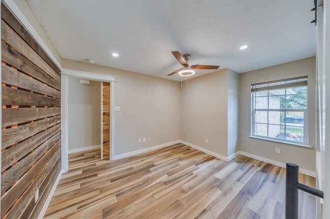 Building Photo - 2515 Cypress Island Dr