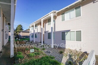 Building Photo - 4420 Gibbons St