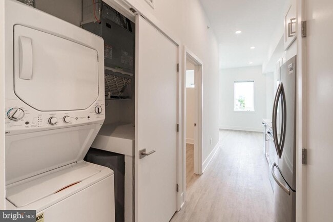 Building Photo - 1622 Point Breeze Ave