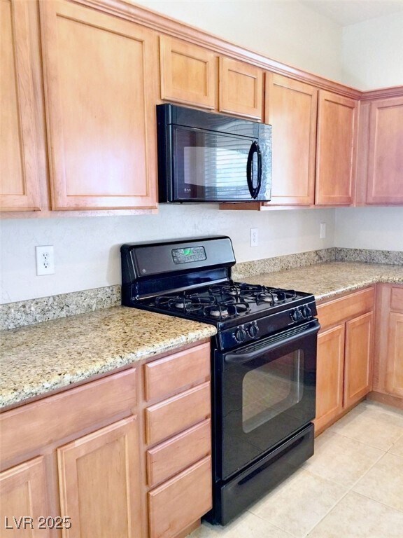 Building Photo - 6828 Woodland Vase Ct