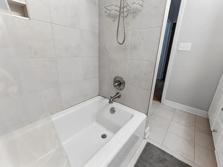Building Photo - 4140 Timberlane Dr