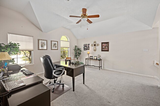 Building Photo - 11506 Aucuba Ln