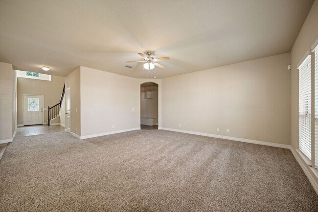 Building Photo - Immaculate Home in the Coveted Fairway Rid...
