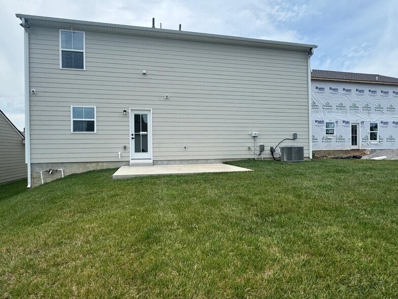 Building Photo - 309 Heritage Ave