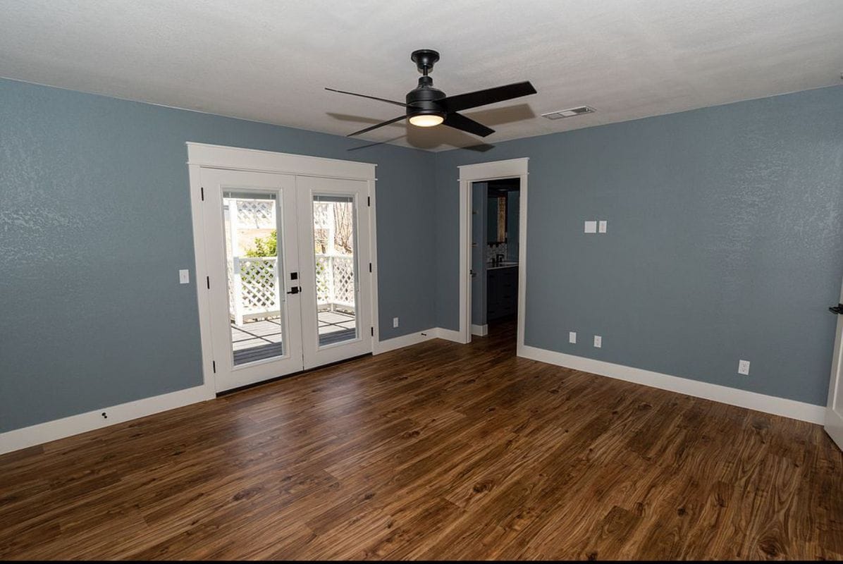 Building Photo - 20825 Crest Dr