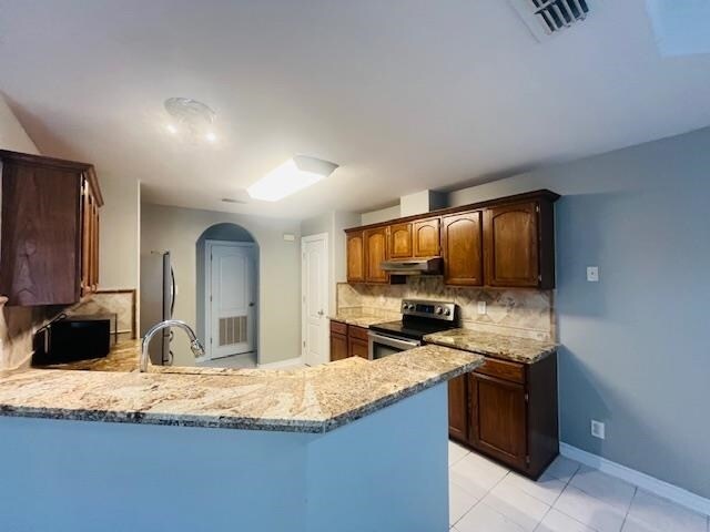 Building Photo - 3816 Winrock Dr
