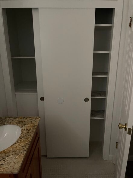 Bathroom Closet - 2525 Annunciation St
