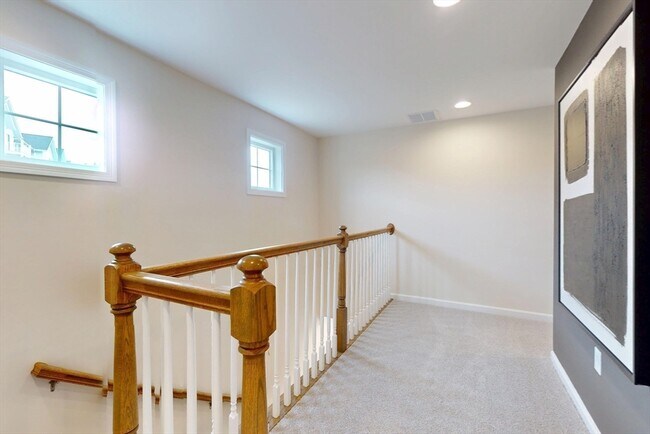 Building Photo - 129 Cold Brk Dr