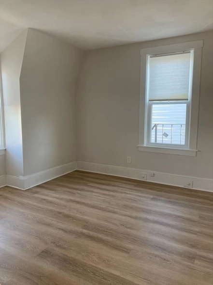 Building Photo - 32 E Cottage St