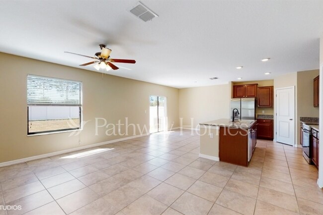 Building Photo - 11137 Hudson Hills Ln