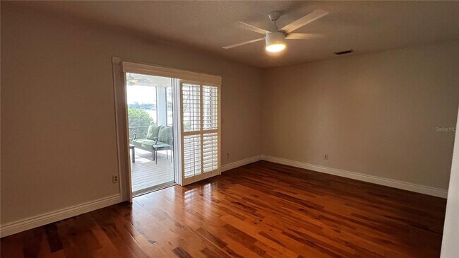 Building Photo - 8625 Vista Shores Ct