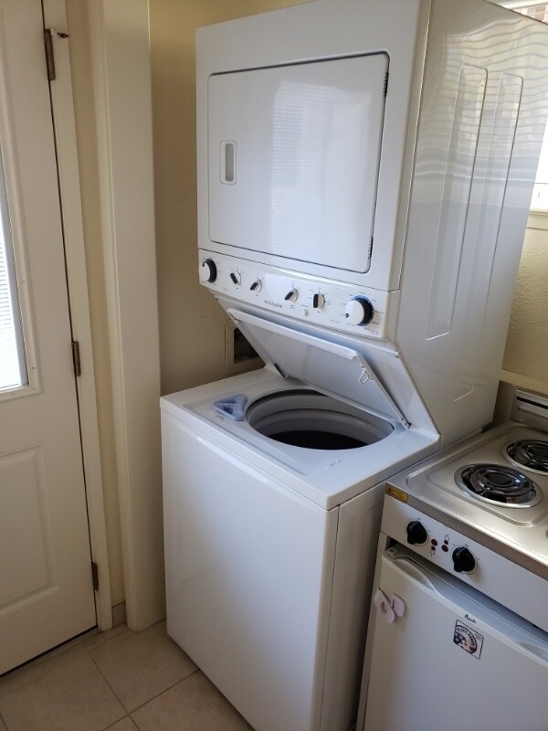 Building Photo - 1 Via Buena Vista