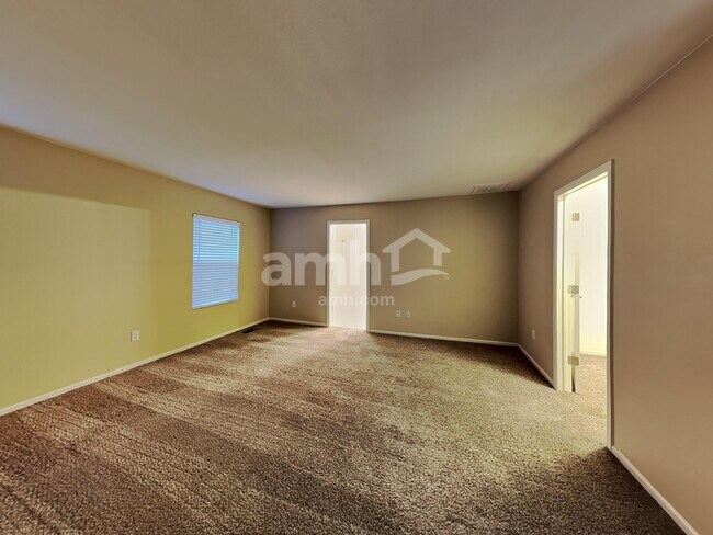 Building Photo - 2089 Quartz St