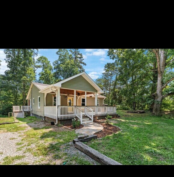 Building Photo - 100 Anderson Ridge Rd