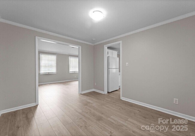 Building Photo - 7016 Wannamaker Ln