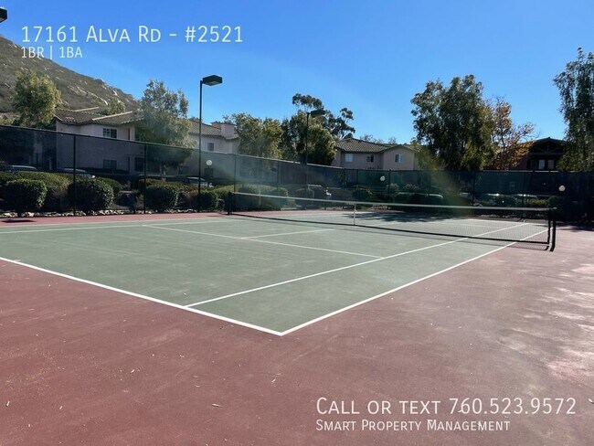 Building Photo - Gorgeous 1 bedroom upper level condo with ...