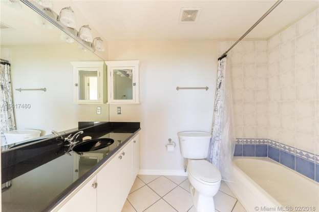 Building Photo - 3500 Coral Wy