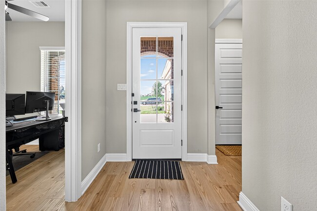 Building Photo - 2135 Tioga Vw Dr