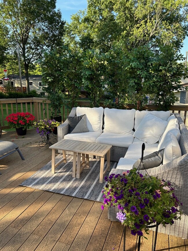 Building Photo - 436 Lindy Blvd