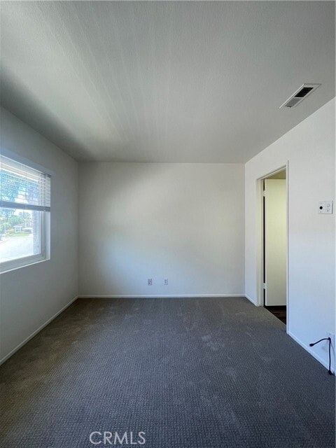 Building Photo - 41572 Willow Run Rd