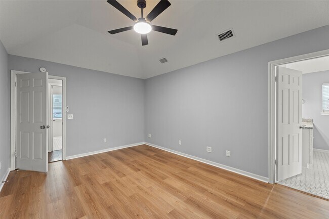 Building Photo - 1019 Sugar Mountain Ct