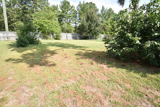 Building Photo - 6897 Kingsgate Dr