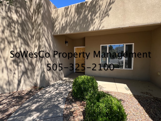 Building Photo - 4 Bedroom Home Built in 2018, near Country Club