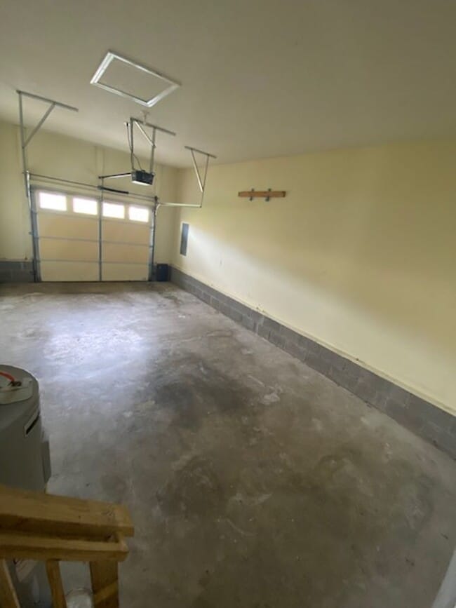 Building Photo - 431 Filmore Road
