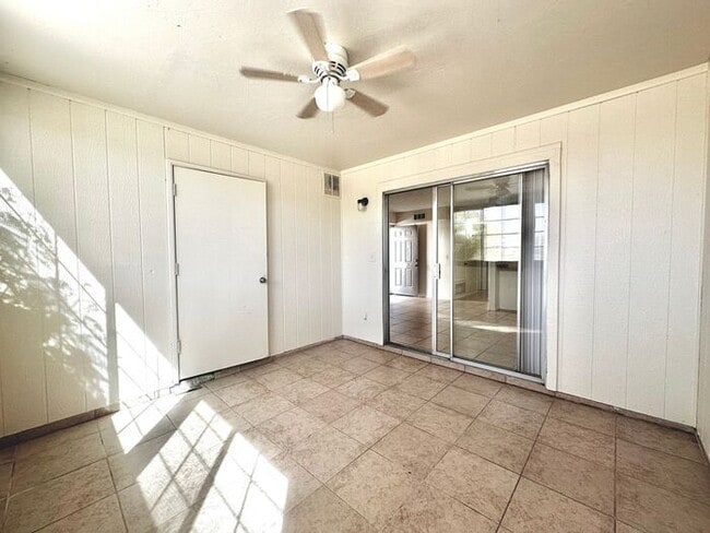 Building Photo - $500 Move In Special!2-bedroom, 1-bath apartment in Mesa, AZ