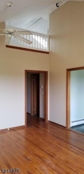 Building Photo - 918 Lotus Terrace