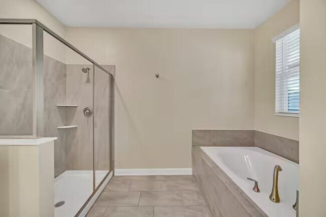 Building Photo - 730 Drop Shot Dr