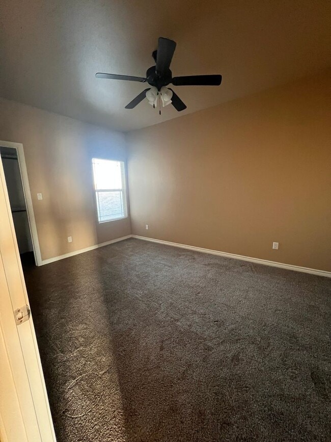 Building Photo - COMING SOON!!  2 Story Townhome