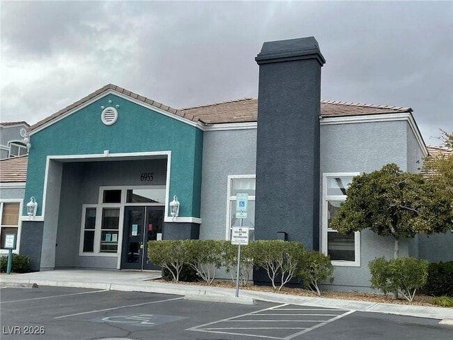 Building Photo - 6955 N Durango Dr