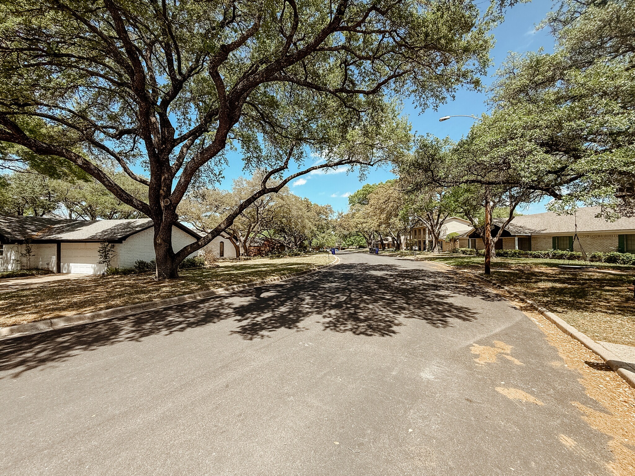Building Photo - 5409 Edinburgh Dr