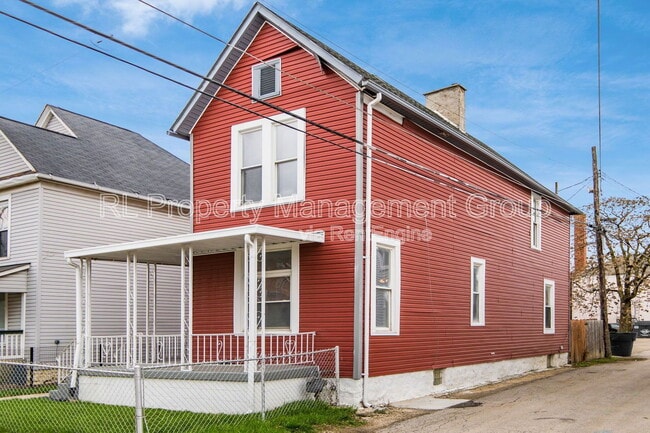 Building Photo - 118 Sherman Ave