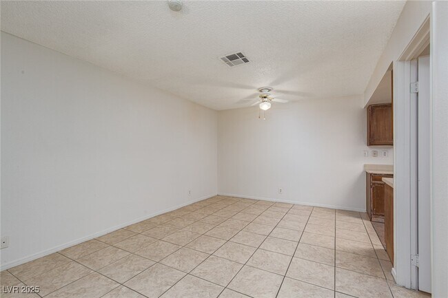 Building Photo - 465 N Lamb Blvd