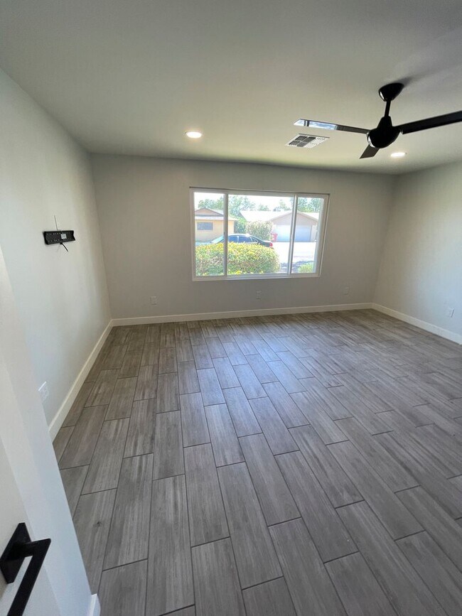 Building Photo - NO HOA Heated Pool-Gorgeous 3bed/2bath Home in Old Town Scottsdale