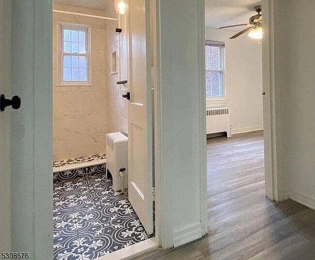 Building Photo - 82 Clark Ct