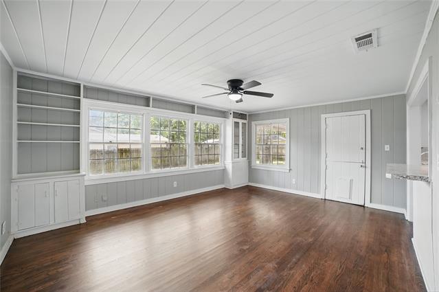 Building Photo - 208 Grace Ln