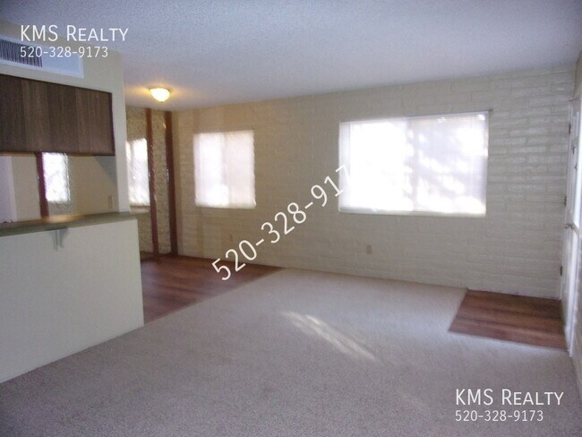 Building Photo - 6609 East Calle Alegria