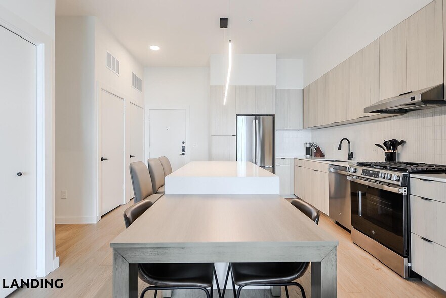 Building Photo - 2623 Keene St