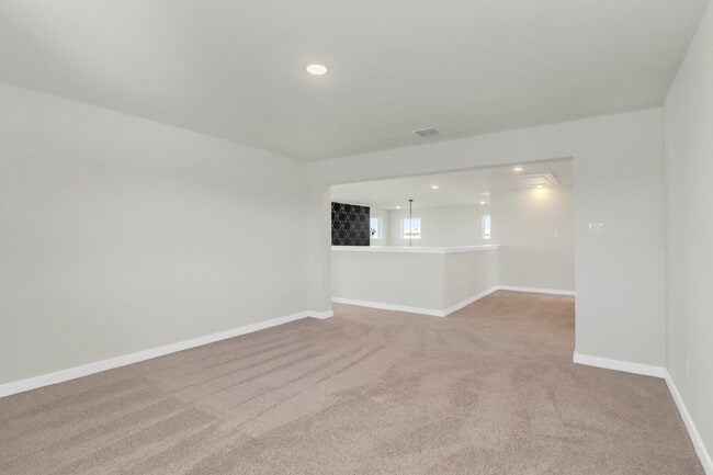 Building Photo - 8730 Thyme Mdw