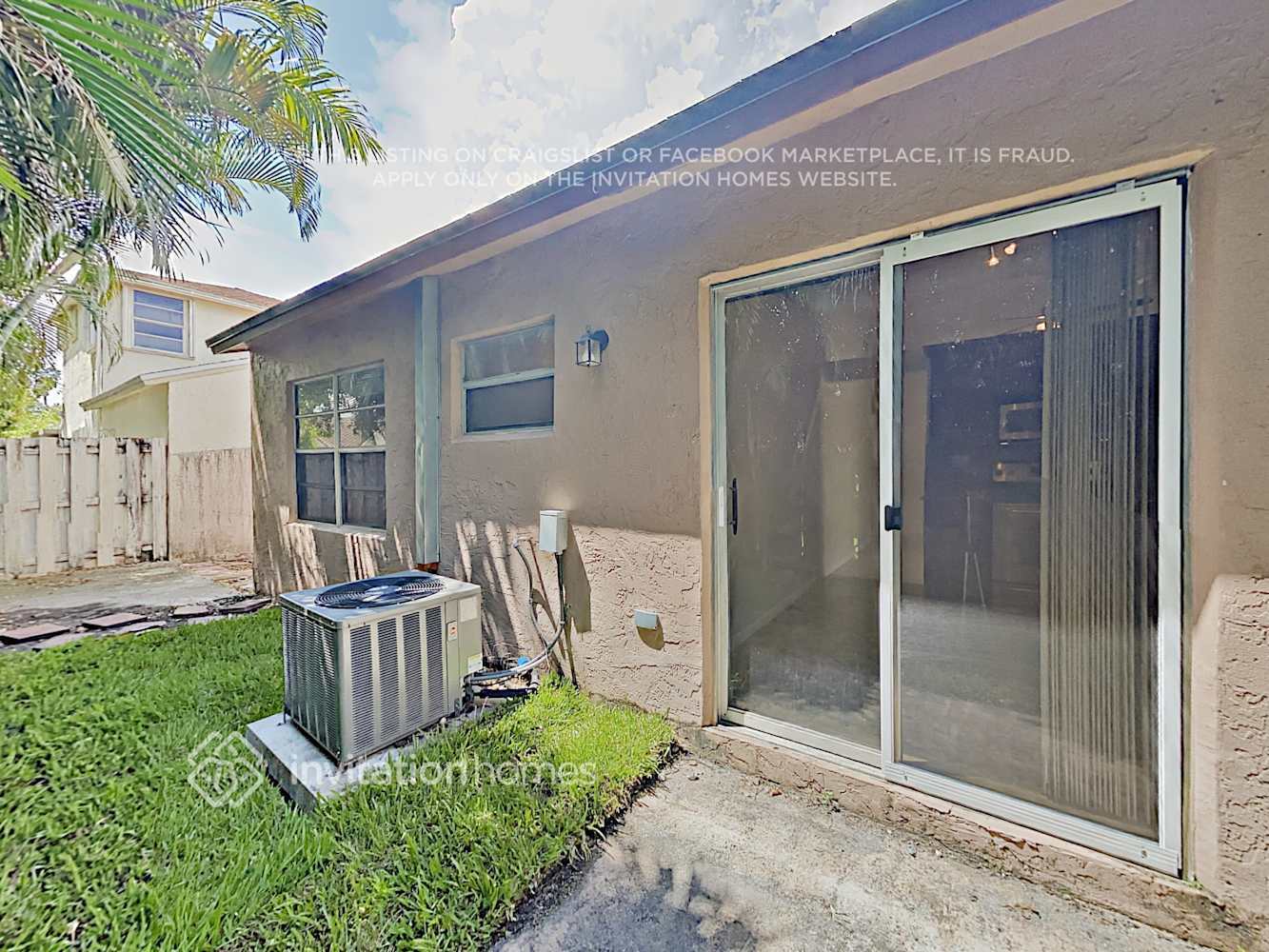 Building Photo - 14056 Langley Pl